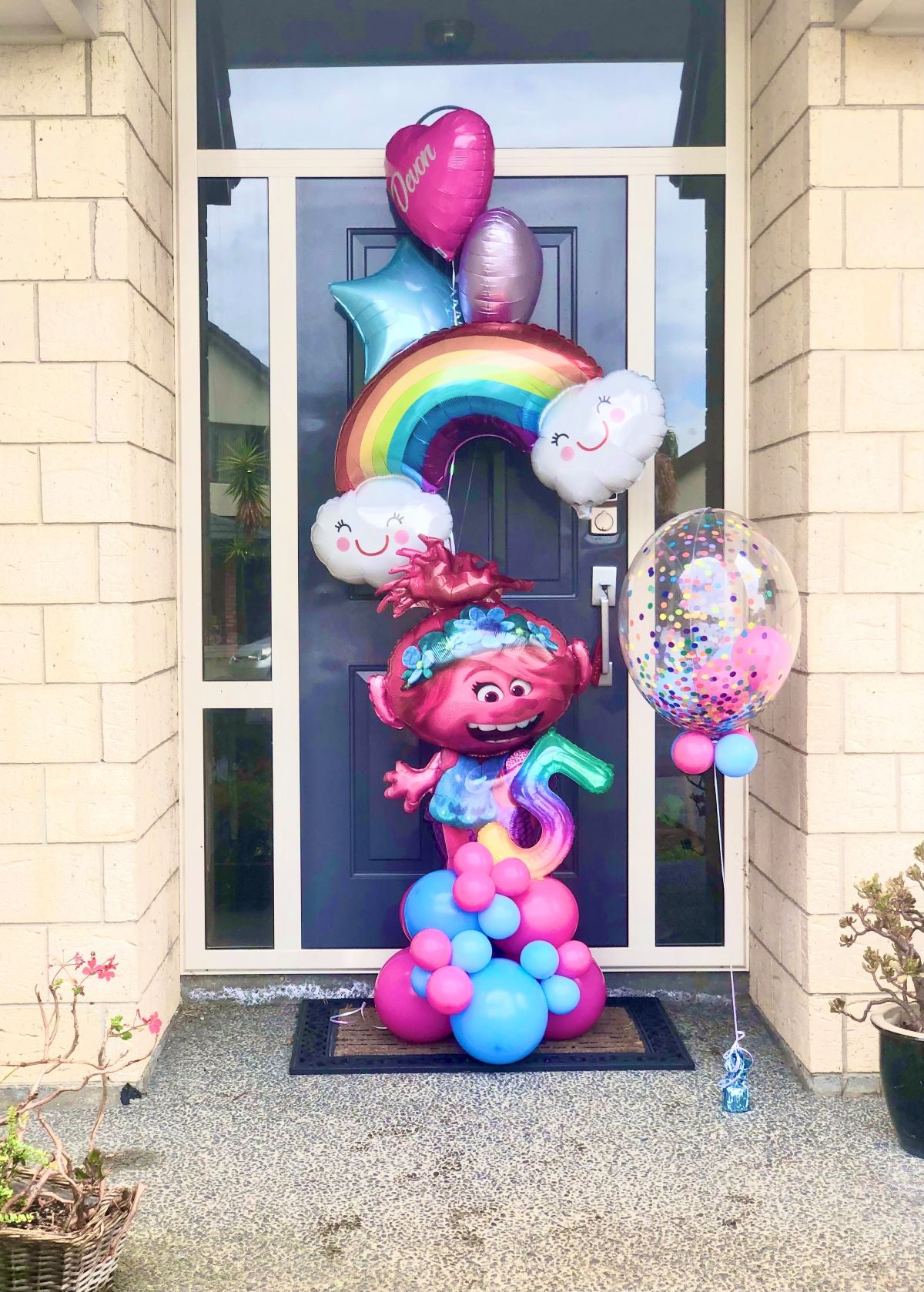 My Party Box Troll Poppy Balloon Bouquet at front door