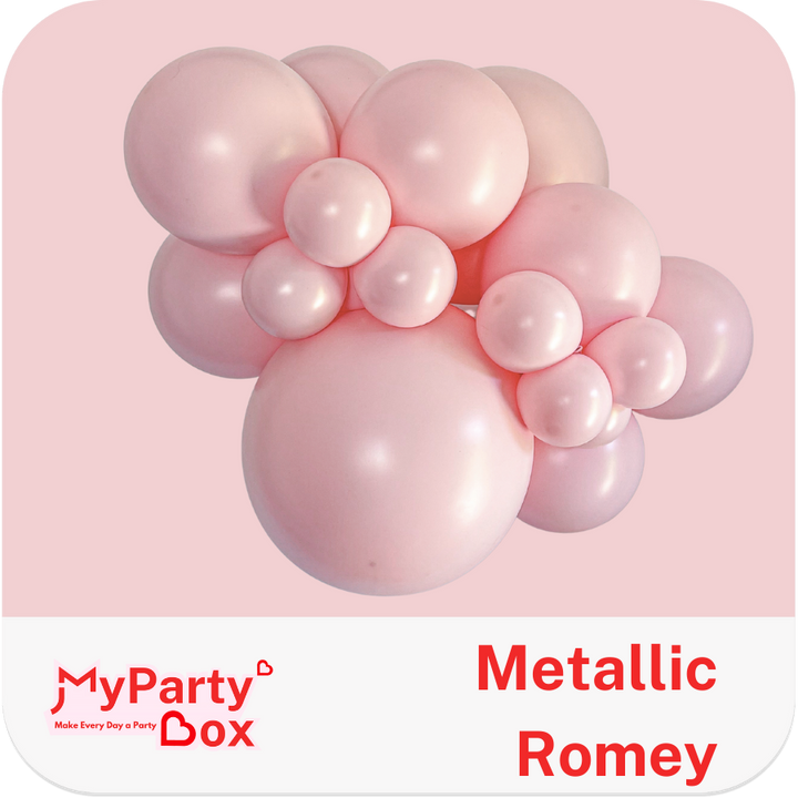 Tuftex Romey Latex Balloon Cluster