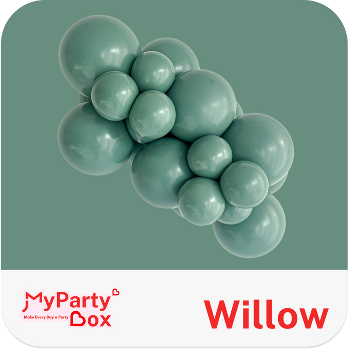 Tuftex Willow Latex Balloon Cluster