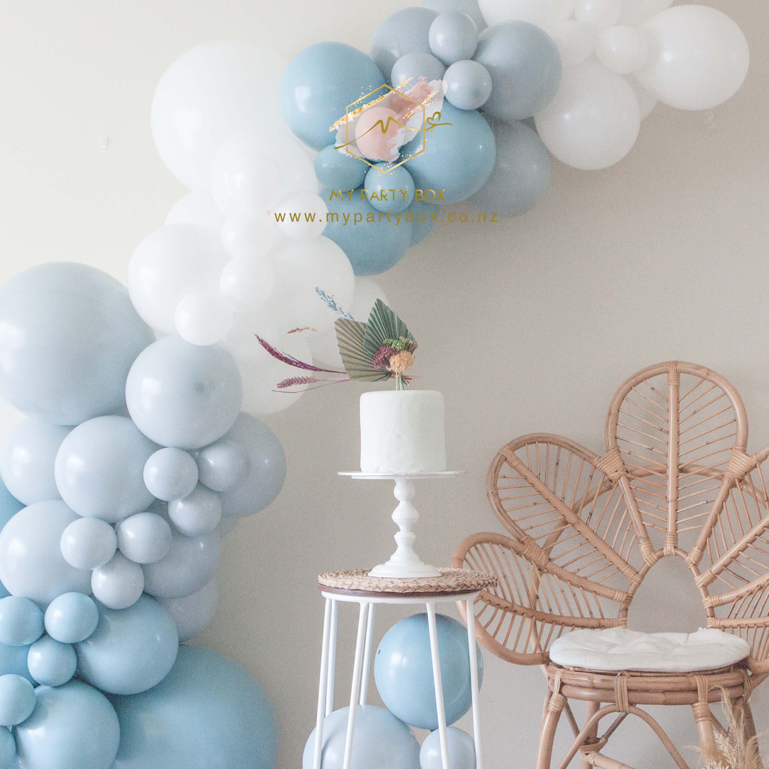 It's a boy Balloon Garland DIY Kit  with details