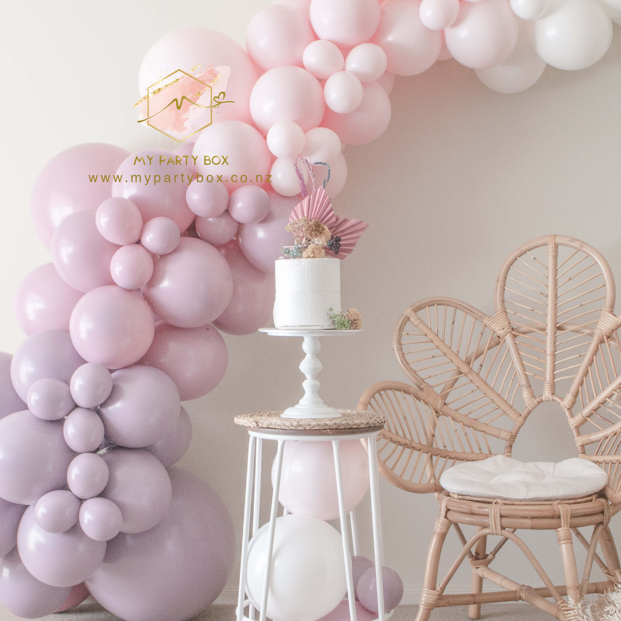 My Party Box Luxe Lavender Hill Balloon Garland DIY Kit with Solid Canon Rose, Pink Canyon Rose, Rose chalk, pink Chalk, White latex balloons