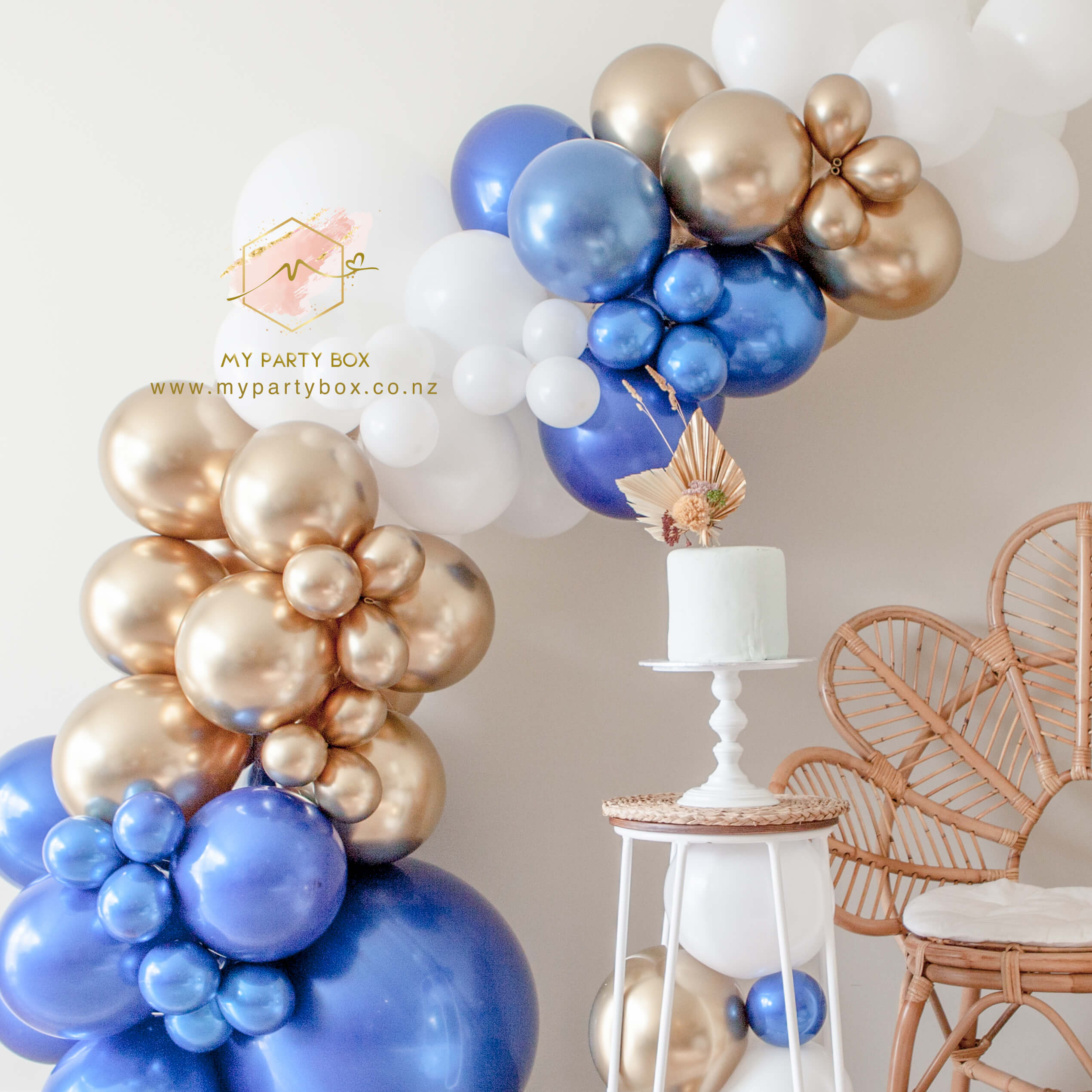 My Party Box Milestone Birthday Garland DIY Kit - Sapphire Blue with Sapphire Blue, Reflex Gold and White latex balloons