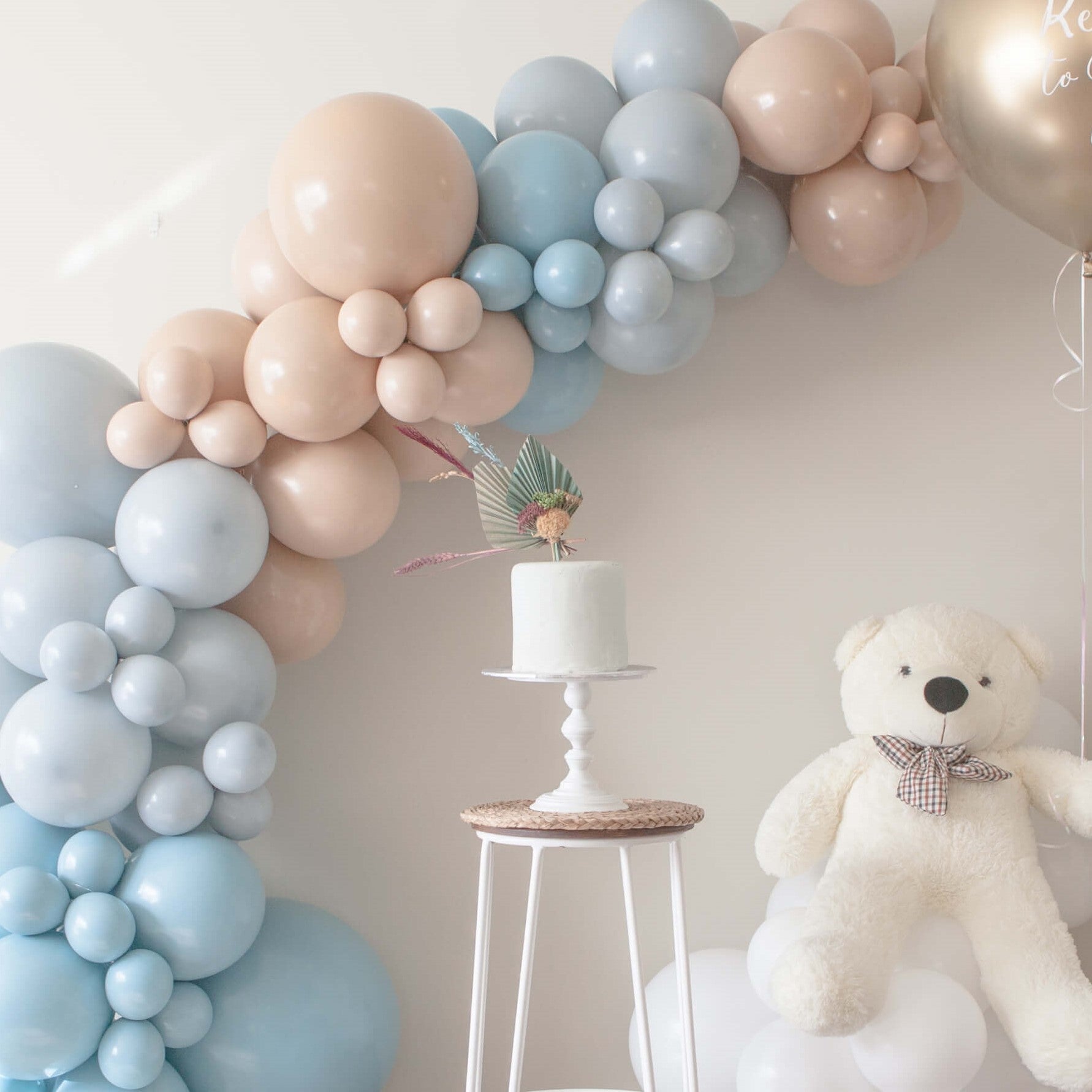 My Party Box We Can't Bearly Wait Gender Reveal Balloon Garland DIY Kit - Seaglass & Blush with Solid Seaglass, Solid Fog & Blush brown latex balloons