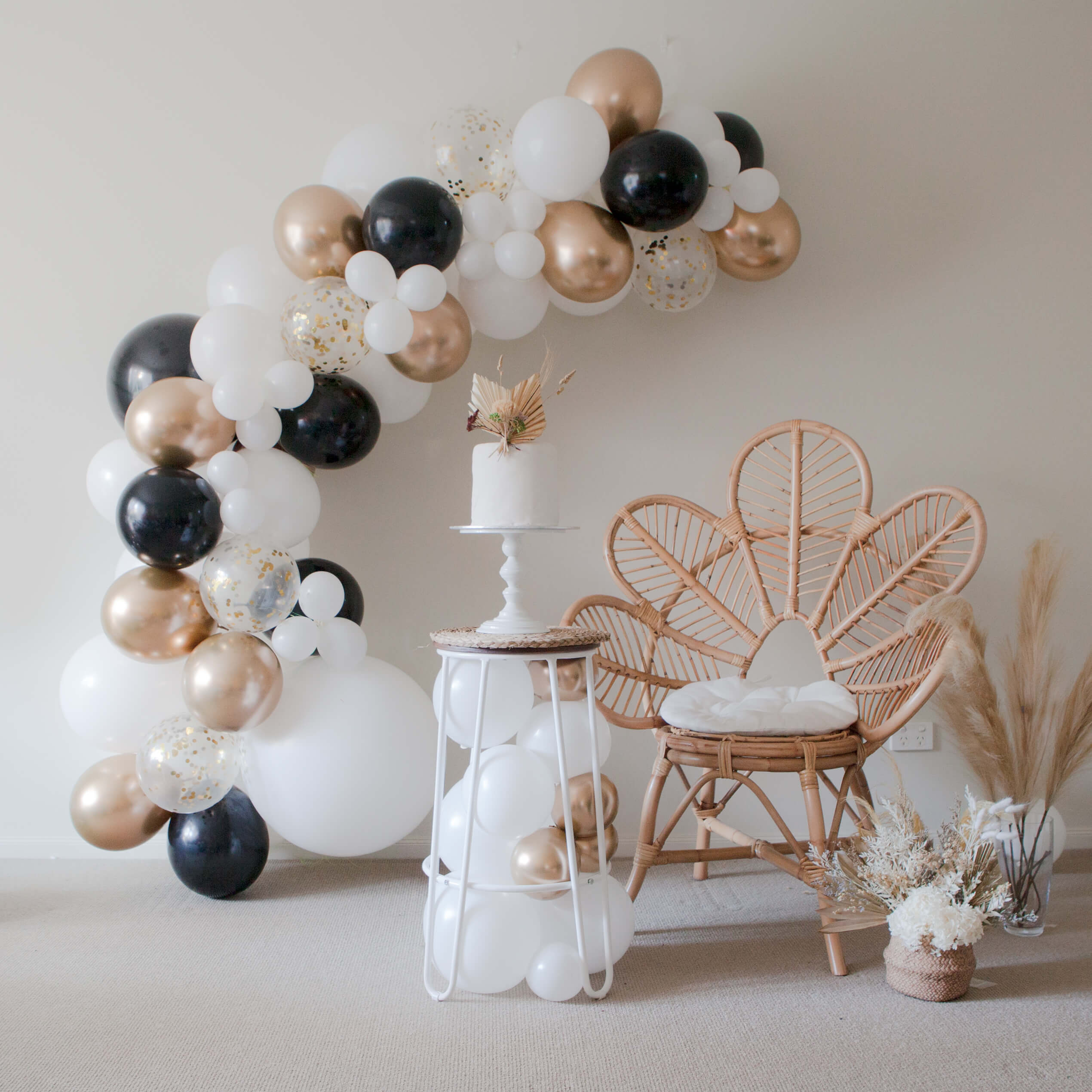 Black and White Confetti Balloon Garland DIY Kit