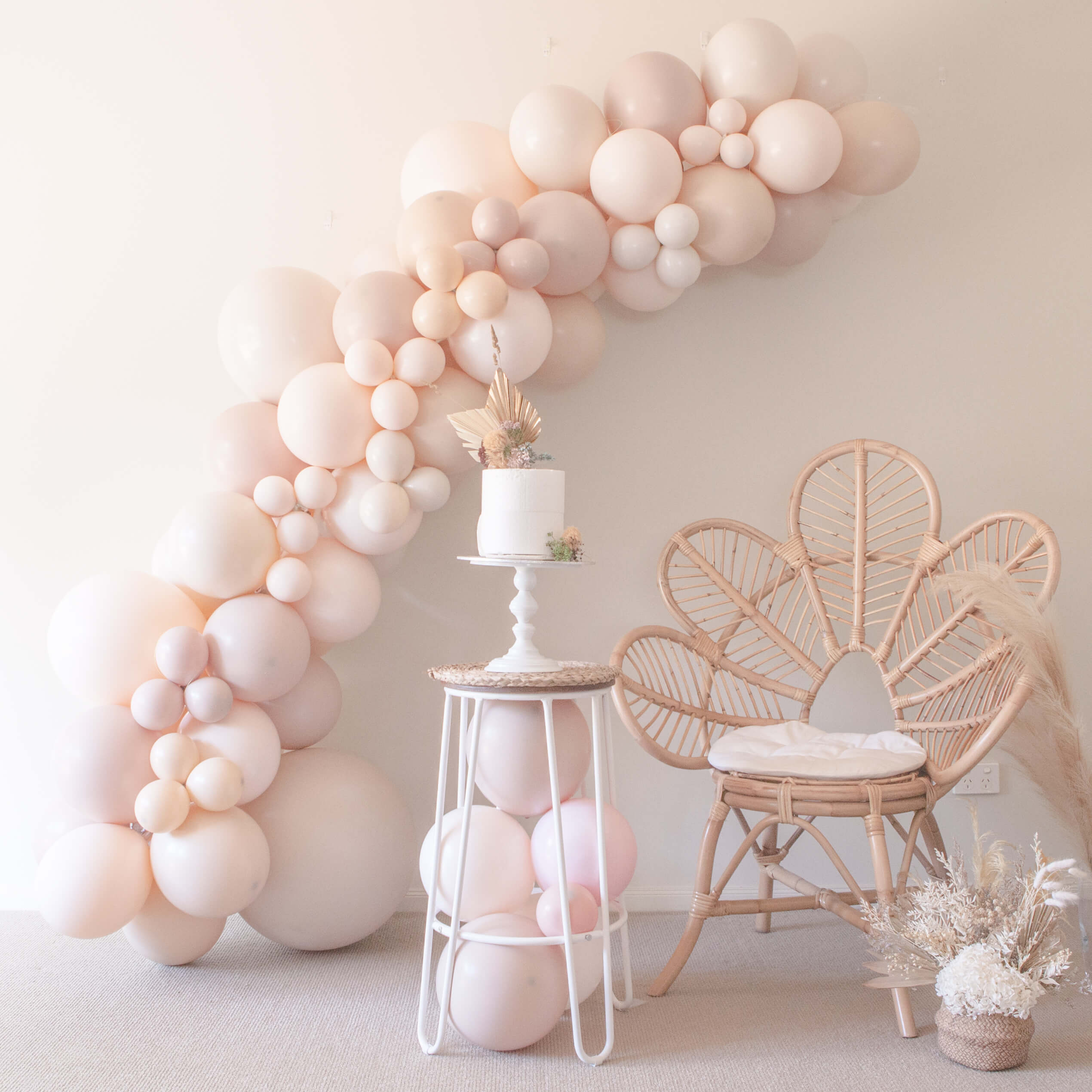 Luxe Blush Pink Balloon Garland DIY Kit