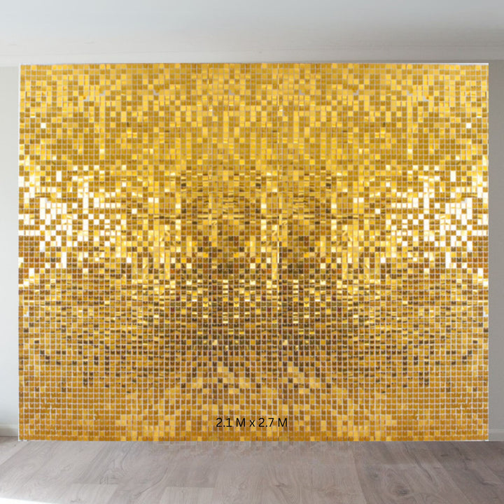 2.1 m x 2.7 M Shimmer Wall