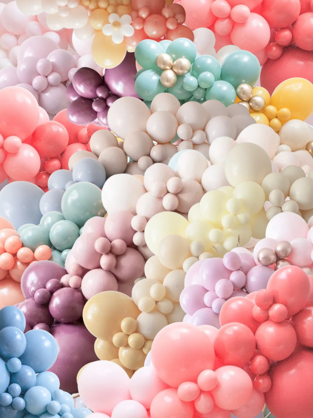 Balloon garland page