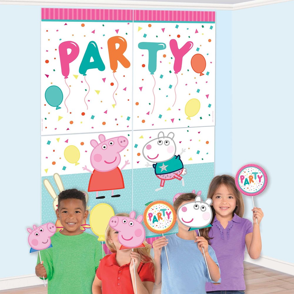 Amscan Peppa Pig Confetti Party Scene Setter & Assorted Photo Props