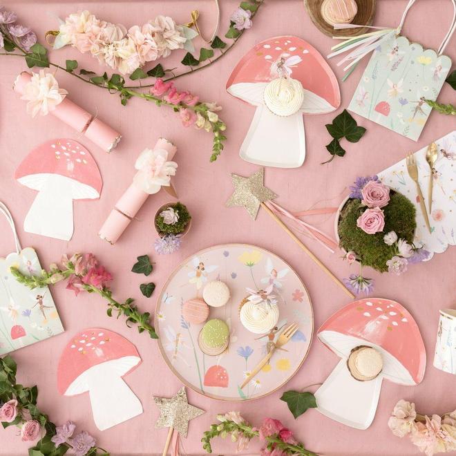 MeriMeri Fairy Dinner Plates (PK8) on Pink Fairy Party Table